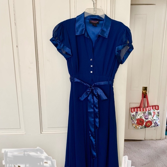 Blue dress - Picture 3 of 3